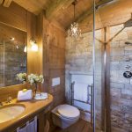 Chalet Le Ti Shower Room